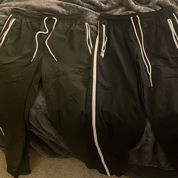 Nike joggers - Picture 2 of 5
